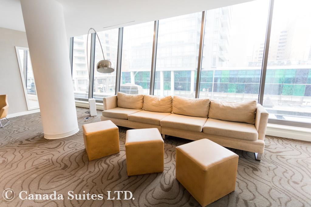 Canada Suites - 832 Bay St. Toronto Buitenkant foto